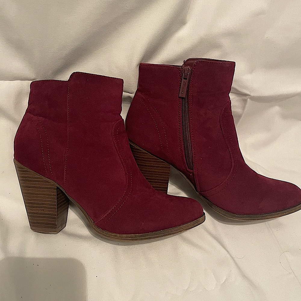 Breckelles booties
